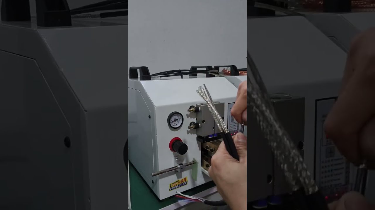 異径ワイヤーのシールド層を1台で切断する最新工作機械 #工場 #自動化