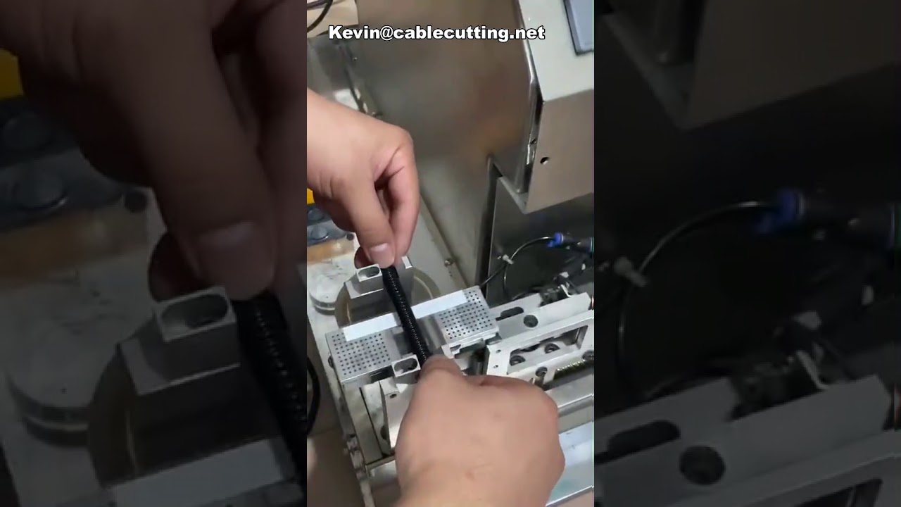 半自動USBワイヤーハーネス用ラベリングマシン｜粘着ラベル折りたたみ機