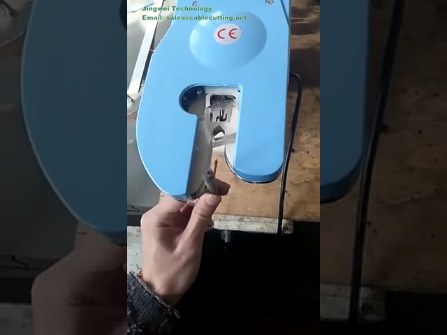 金紙ワイヤーツイストタイ機 - バッグ用重連タイ機 Plas Ties ツイストタイ