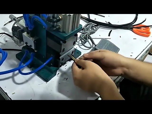 3F 空気圧式マルチコア自動電線剥離機