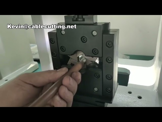 静音型端子圧着機 | OTP金型・スタンピングダイ・角型端子交換用金型